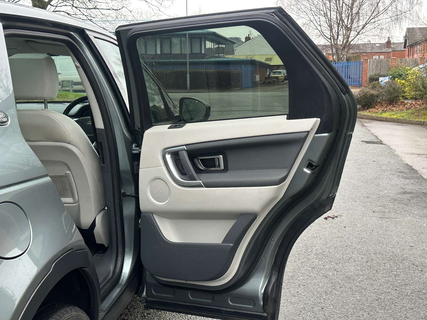 Used Land Rover Discovery Sport 2015 for sale - 77148657: Photo 30