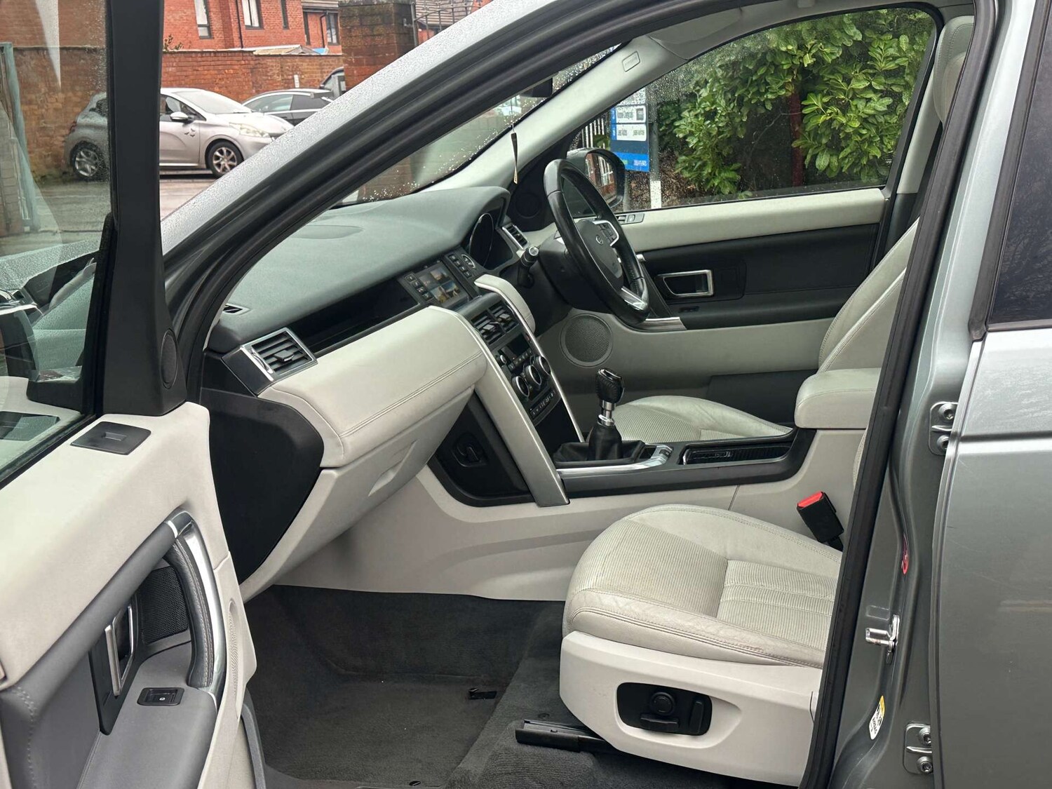 Used Land Rover Discovery Sport 2015 for sale - 77148657: Photo 39