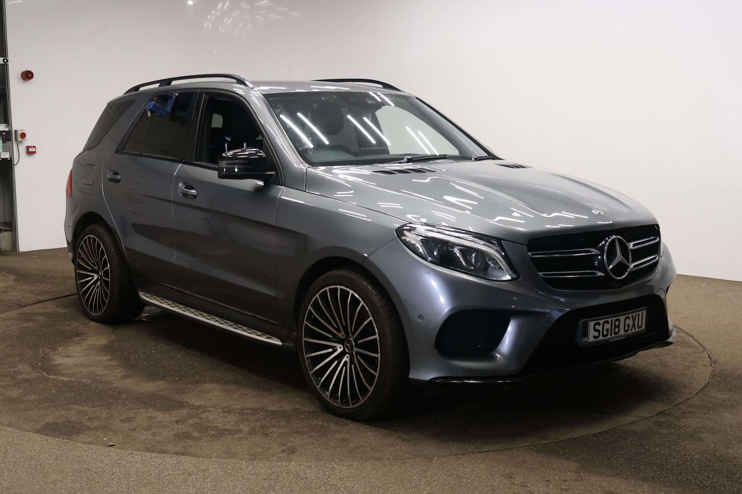 Used Mercedes-Benz GLE 2018 for sale - 77342134: Photo 1
