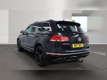Used Volkswagen Touareg 2017 for sale - 78801773: Photo