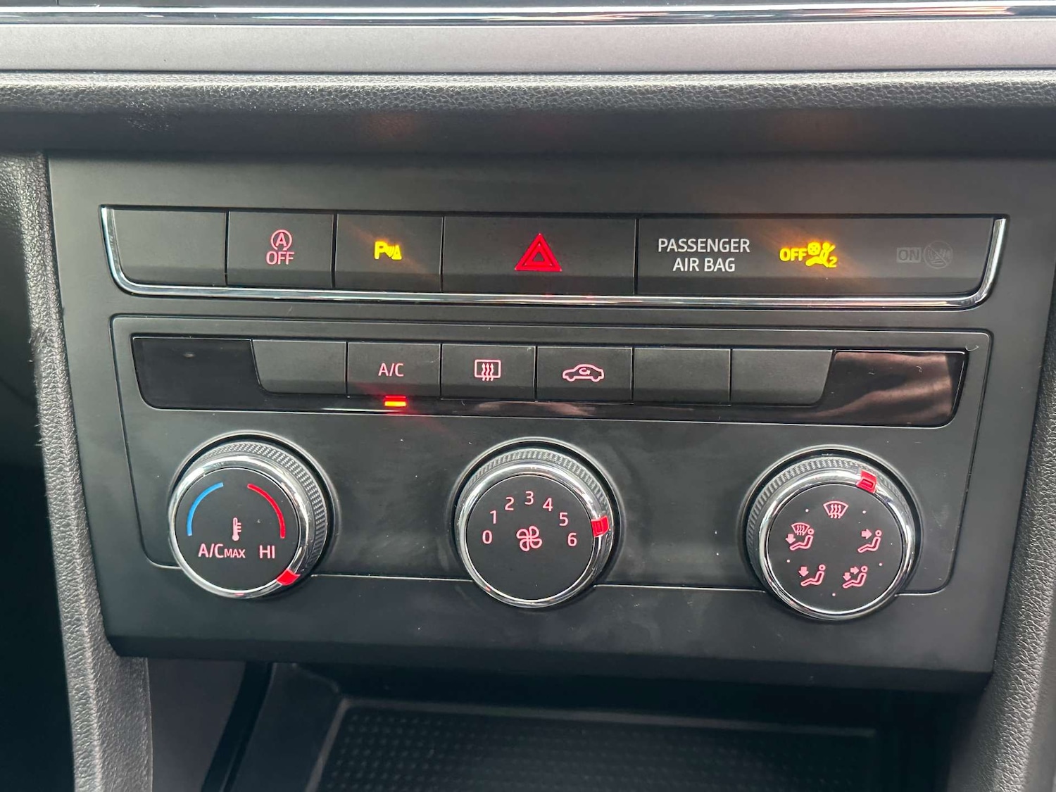 Used SEAT Leon 2020 for sale - 77342154: Photo 21