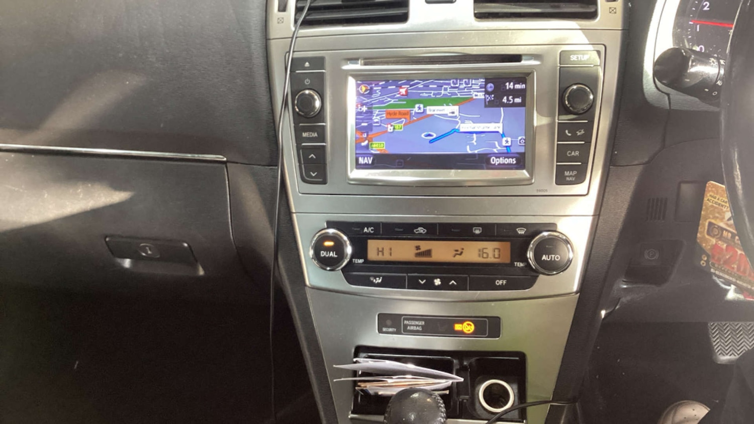 Used Toyota Avensis 2012 for sale - 76693588: Photo 9