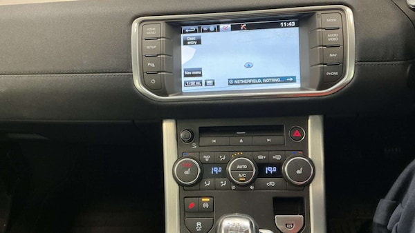 Used Land Rover Range Rover Evoque 2015 for sale - 76182628: Photo 11