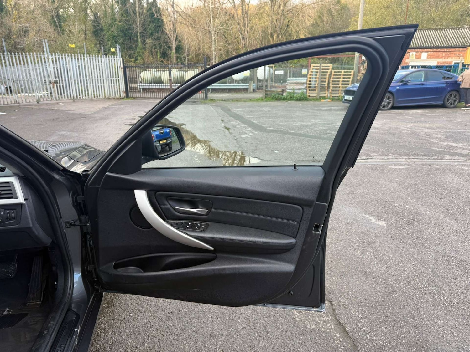 Used BMW 3 Series 2014 for sale - 77148616: Photo 29