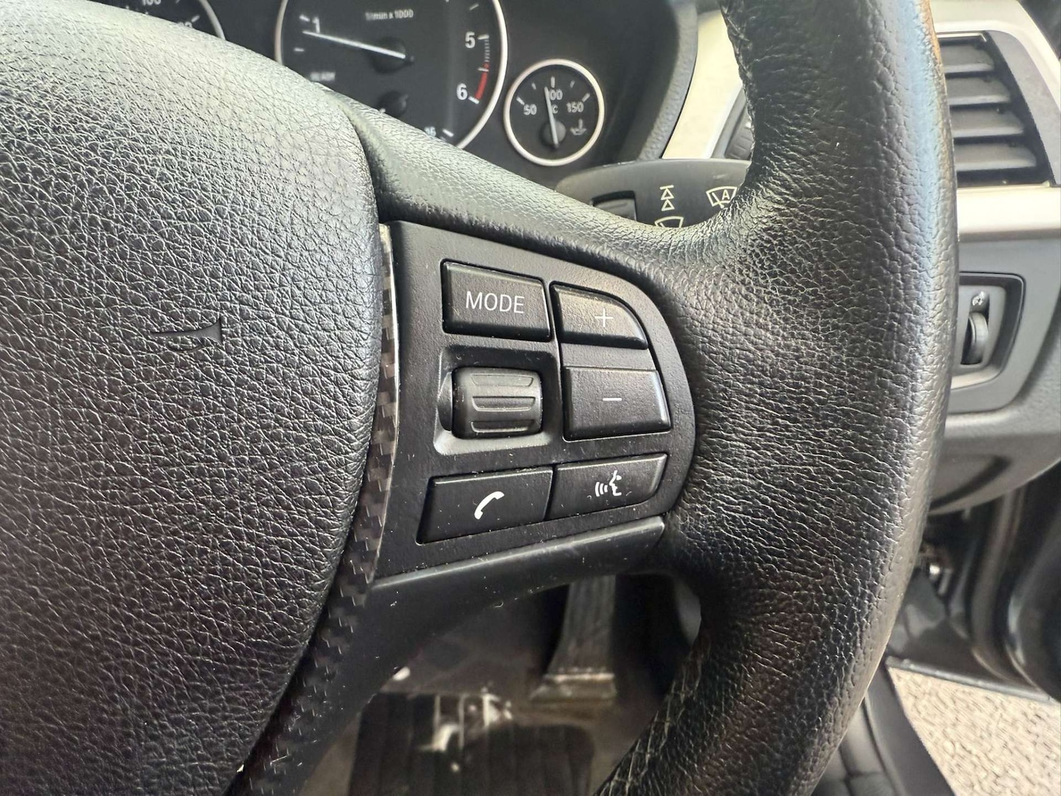 Used BMW 3 Series 2014 for sale - 77148616: Photo 37