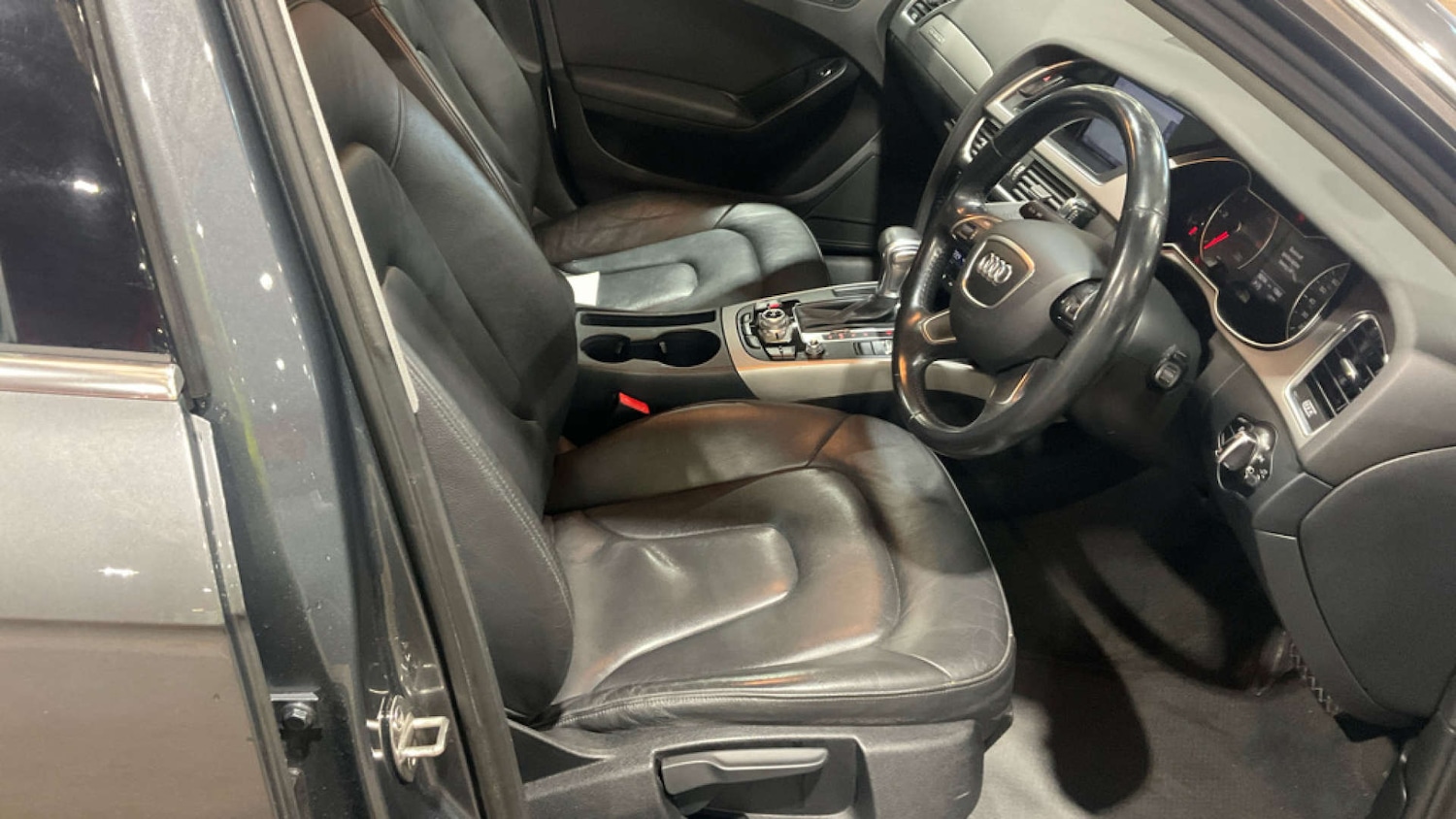 Used Audi A4 2014 for sale - 77717720: Photo 9