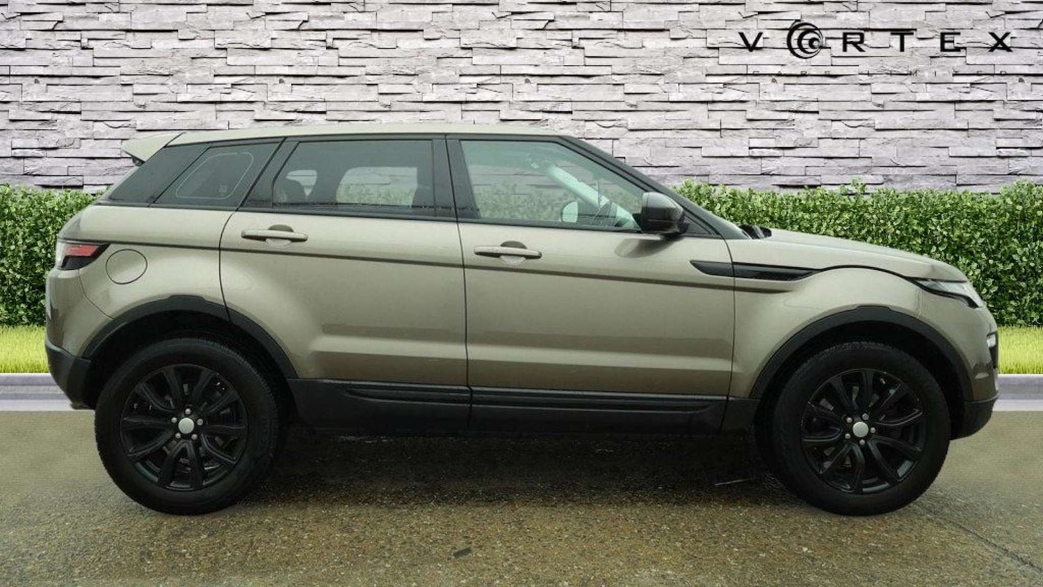 Used Land Rover Range Rover Evoque 2016 for sale - 77650512: Photo 5