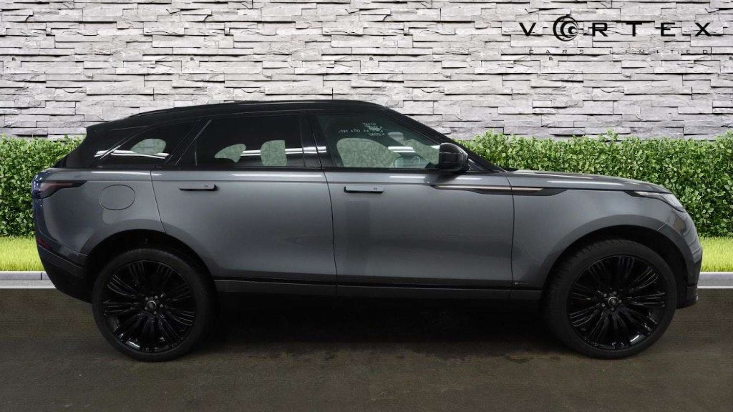 Used Land Rover Range Rover Velar 2018 for sale - 77717724: Photo 5