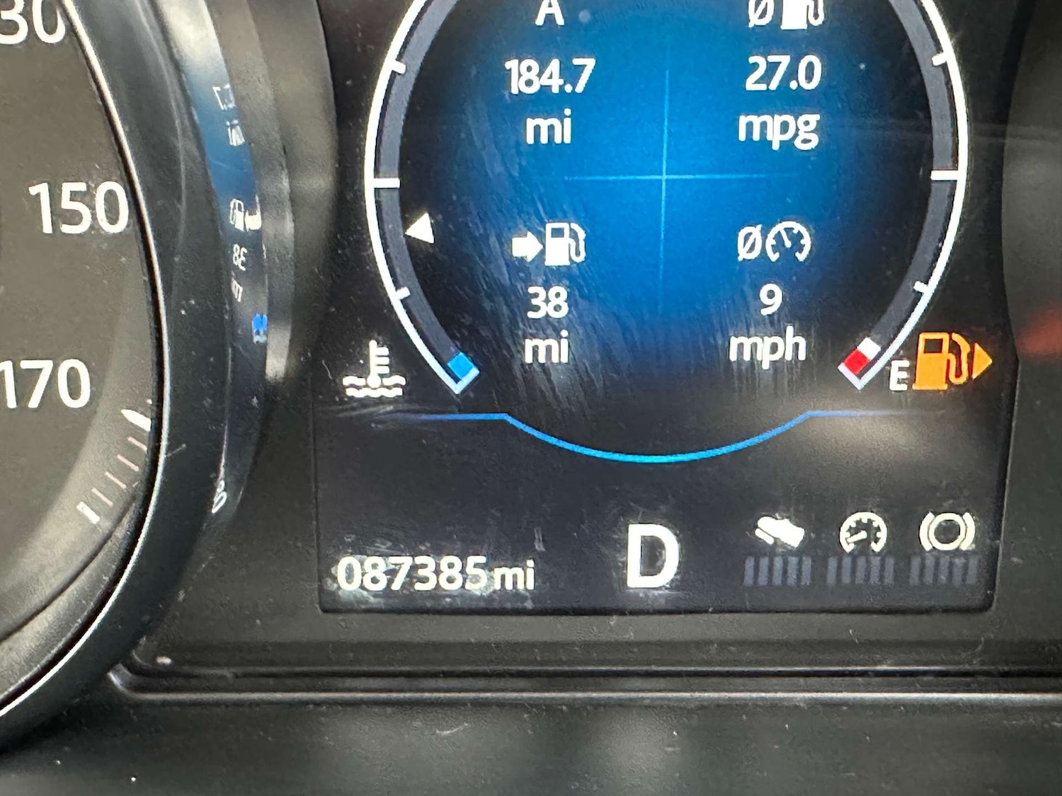 Used Jaguar XE 2016 for sale - 77567354: Photo 11