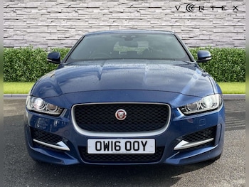Used Jaguar XE 2016 for sale - 77567354: Photo
