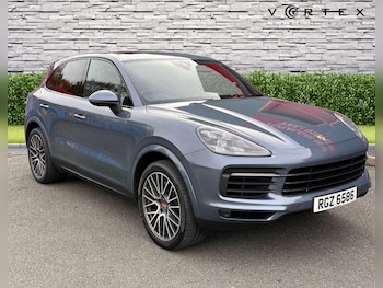 Used Porsche Cayenne 2018 for sale - 76600742: Photo
