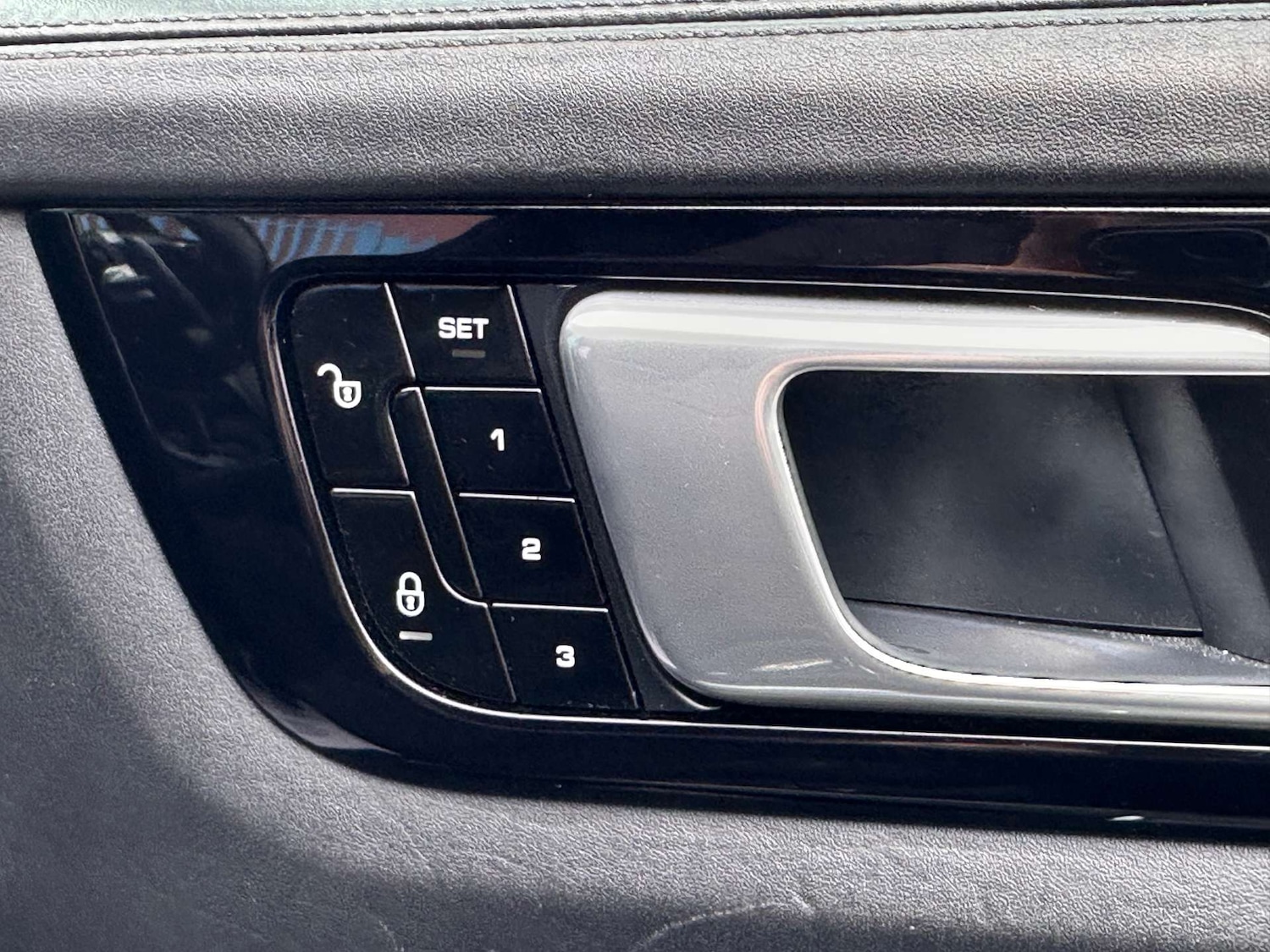 Used Porsche Cayenne 2018 for sale - 76600742: Photo 23