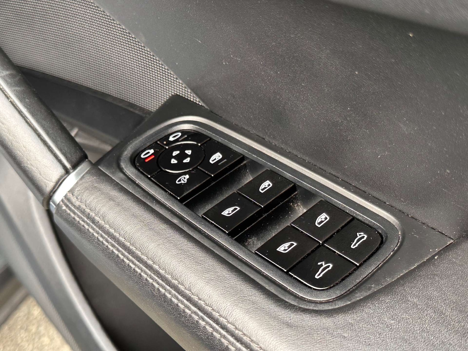 Used Porsche Cayenne 2018 for sale - 76600742: Photo 24