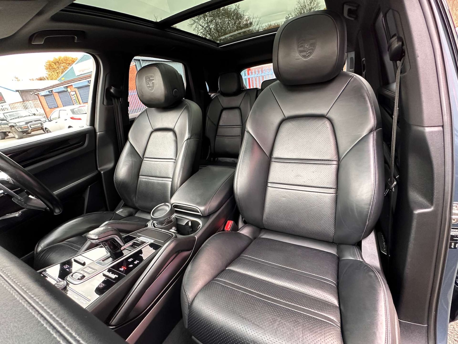 Used Porsche Cayenne 2018 for sale - 76600742: Photo 35