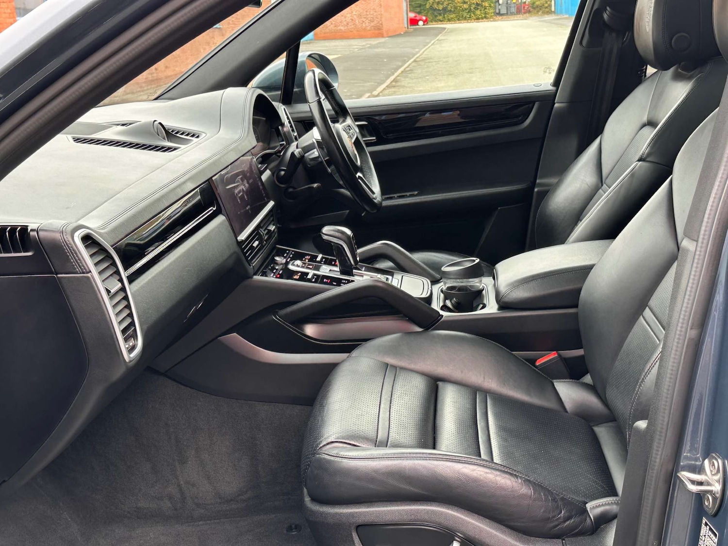 Used Porsche Cayenne 2018 for sale - 76600742: Photo 37