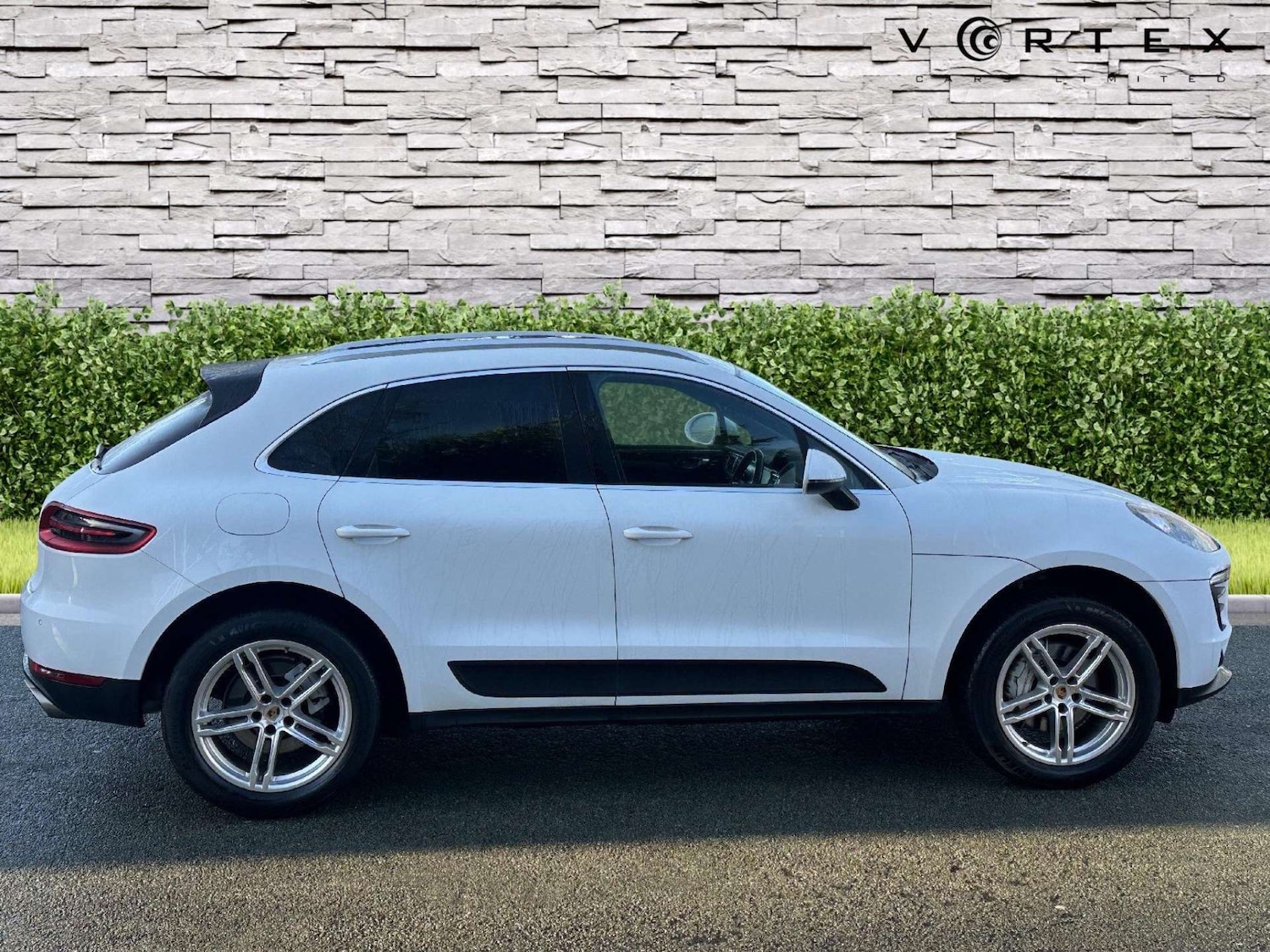 Used Porsche Macan 2015 for sale - 77022457: Photo 10