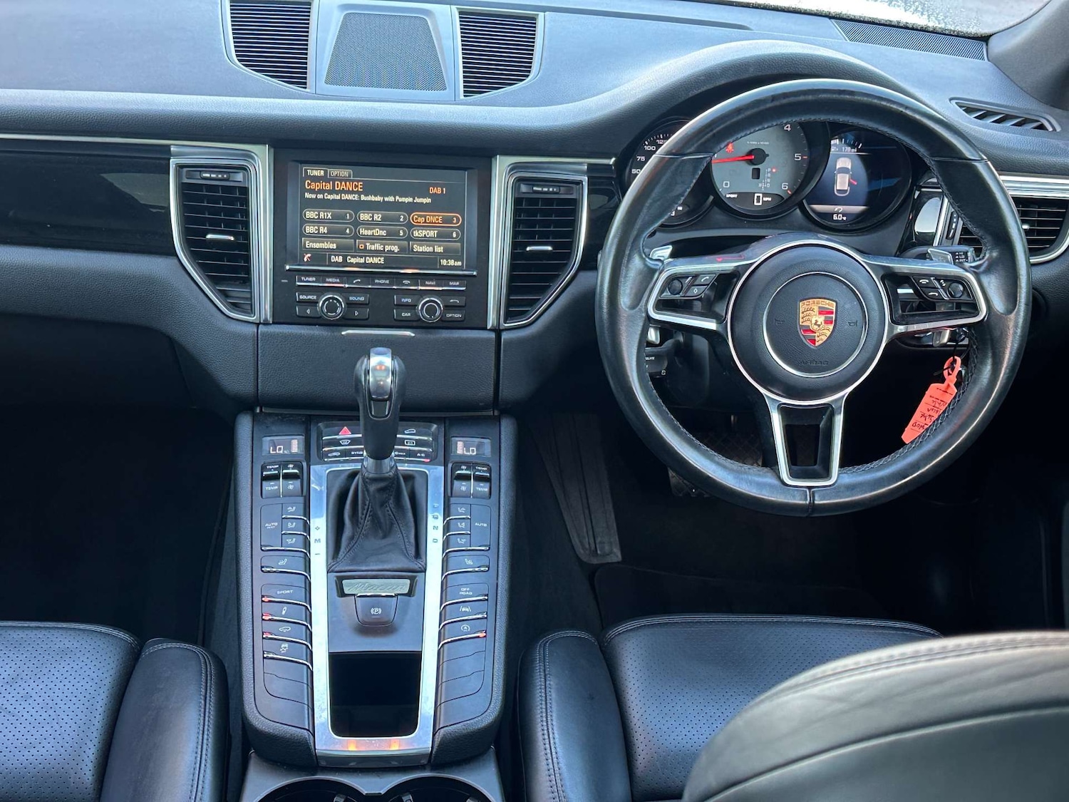 Used Porsche Macan 2015 for sale - 77022457: Photo 30