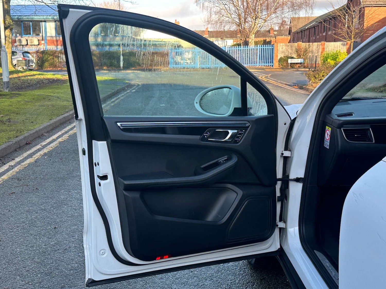 Used Porsche Macan 2015 for sale - 77022457: Photo 35