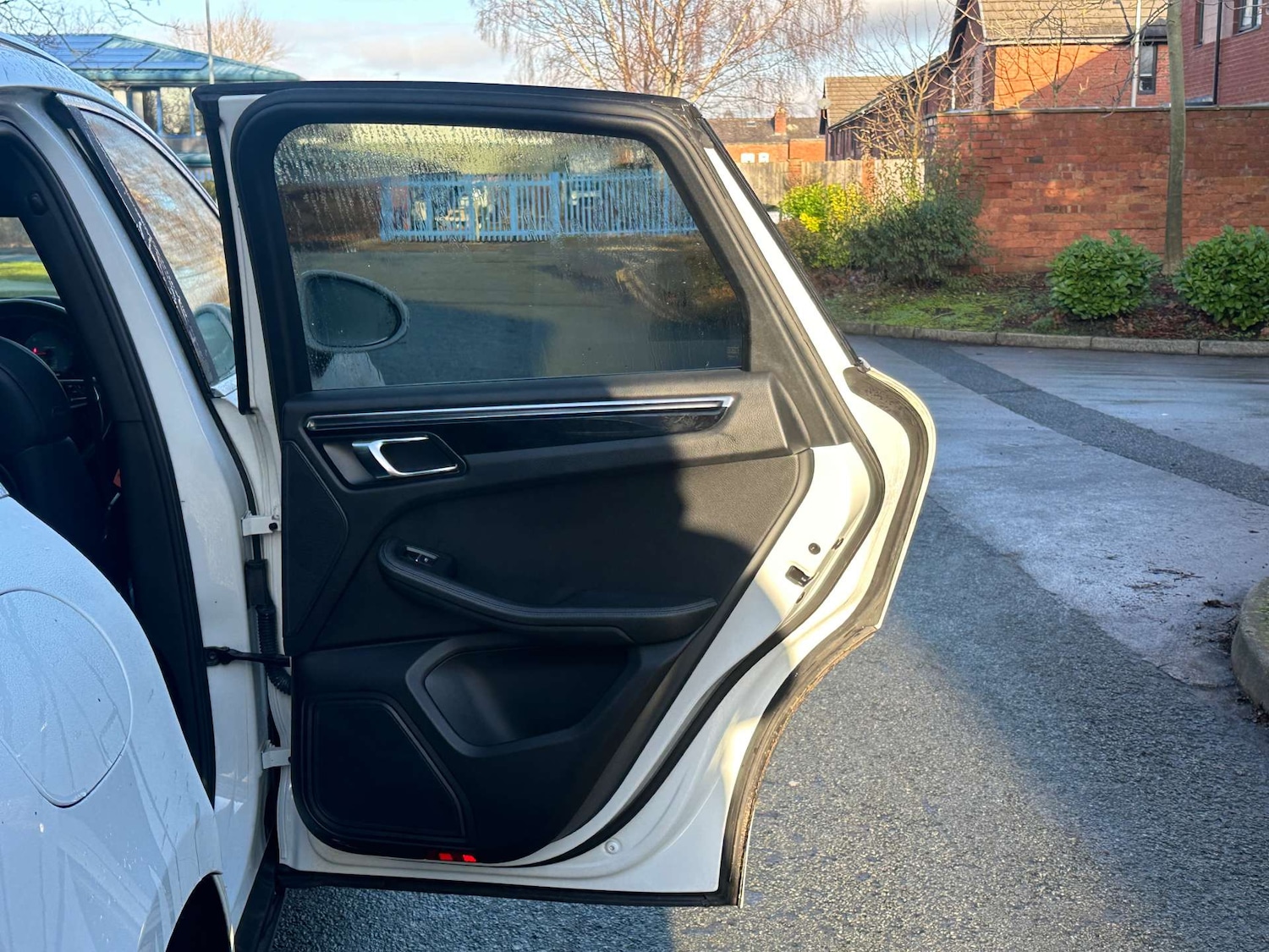 Used Porsche Macan 2015 for sale - 77022457: Photo 39