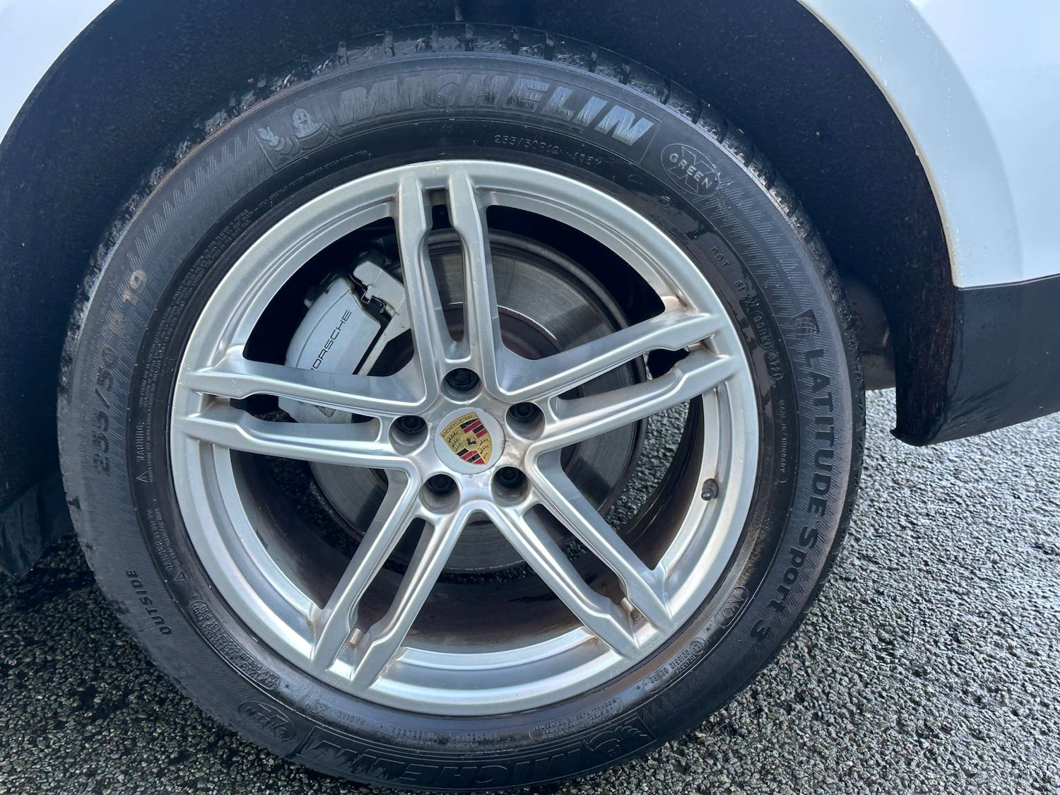 Used Porsche Macan 2015 for sale - 77022457: Photo 45