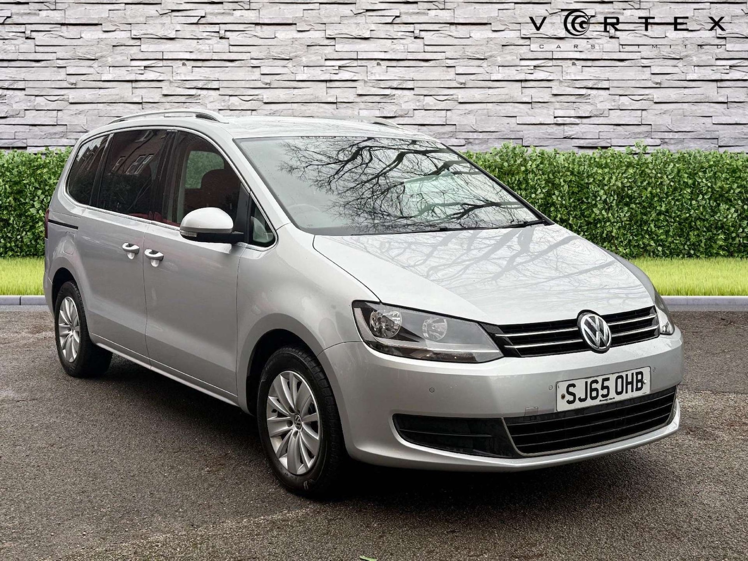 Used Volkswagen Sharan 2015 for sale - 77148620: Photo 1
