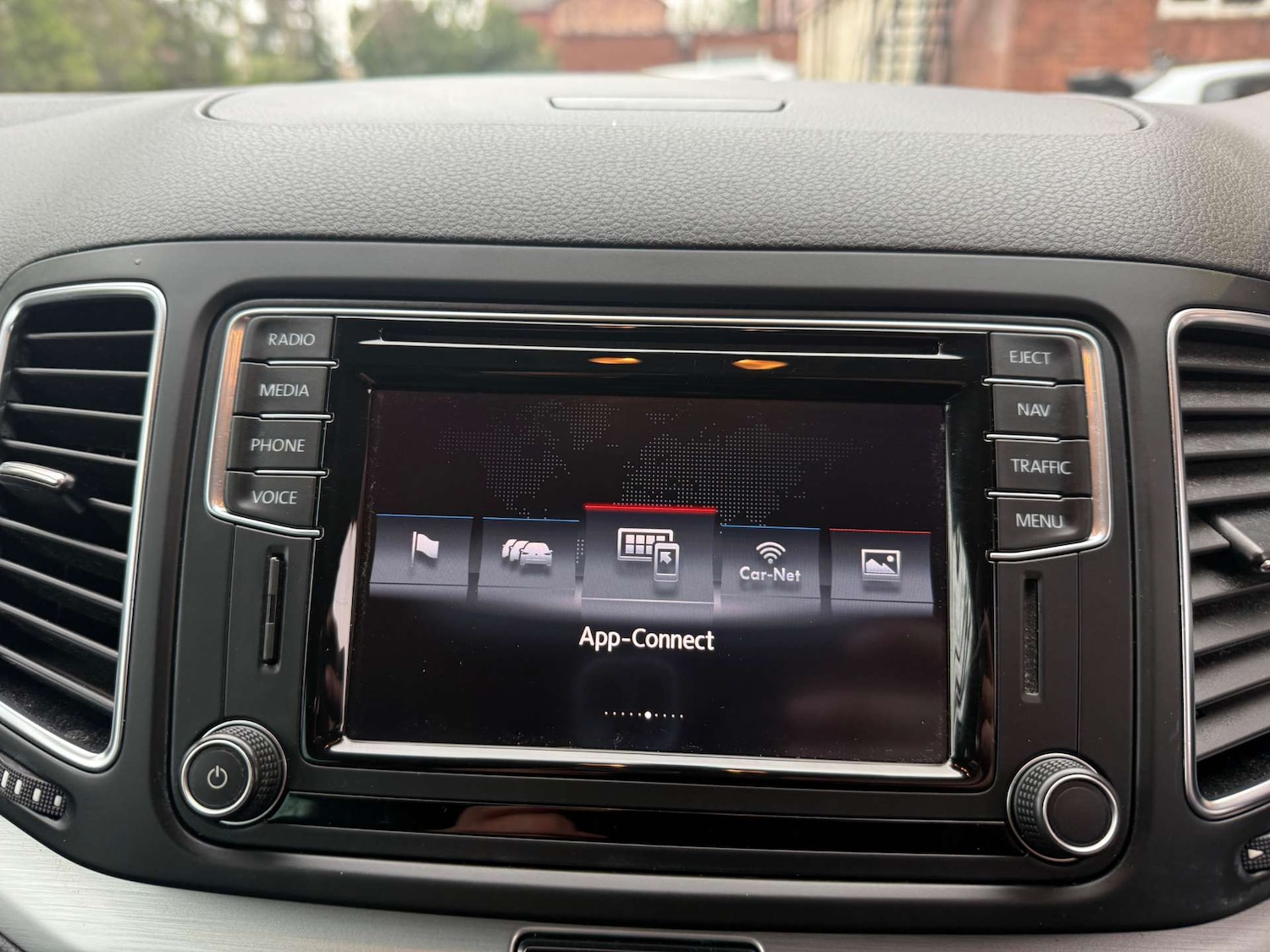 Used Volkswagen Sharan 2015 for sale - 77148620: Photo 35