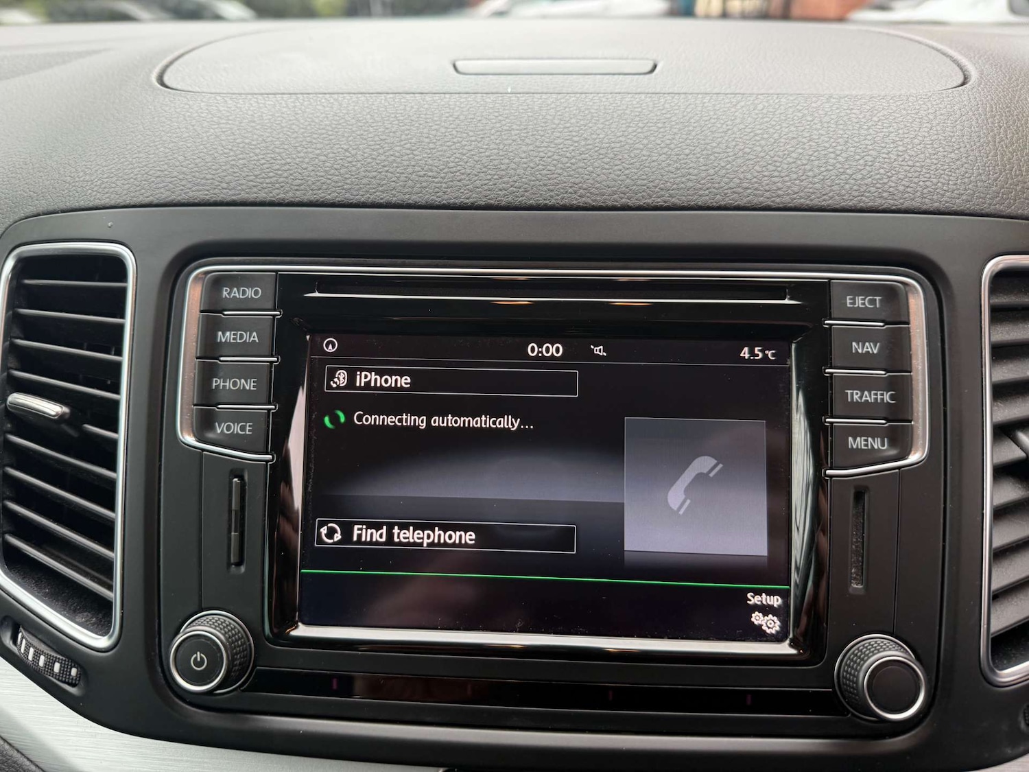 Used Volkswagen Sharan 2015 for sale - 77148620: Photo 40