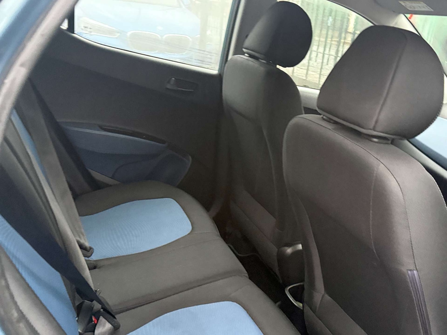 Used Hyundai i10 2015 for sale - 76948200: Photo 10