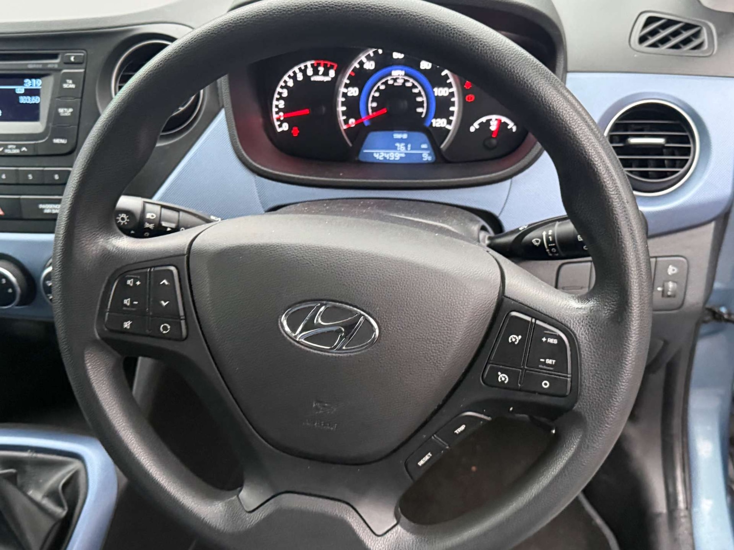 Used Hyundai i10 2015 for sale - 76948200: Photo 12