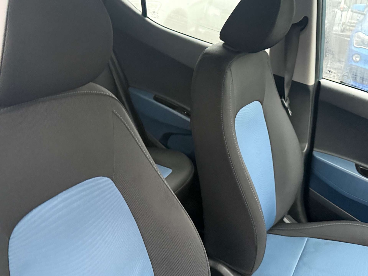 Used Hyundai i10 2015 for sale - 76948200: Photo 8