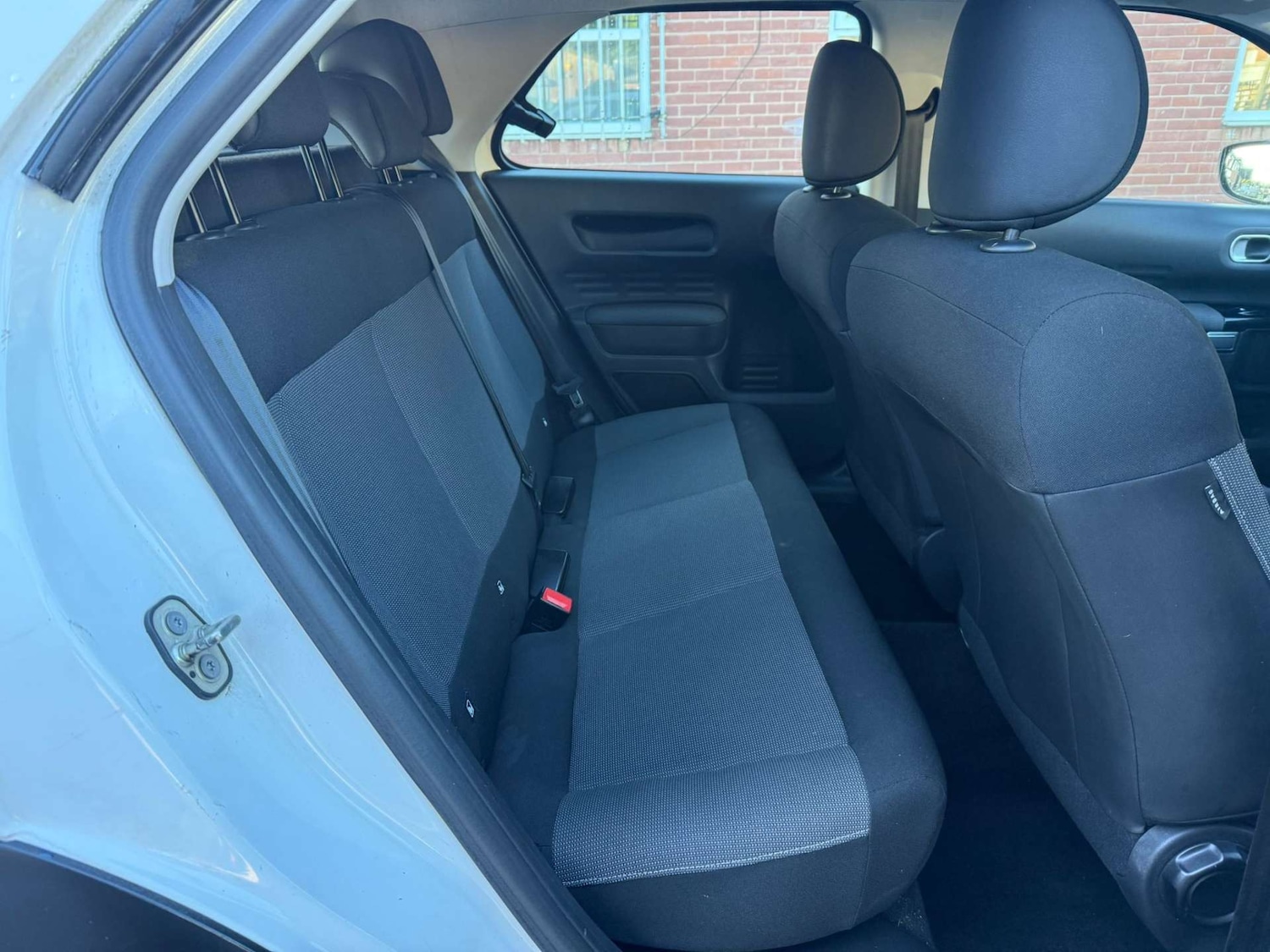 Used Citroen C4 Cactus 2014 for sale - 77148680: Photo 27