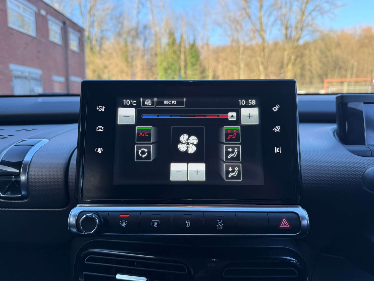 Used Citroen C4 Cactus 2014 for sale - 77148680: Photo 31