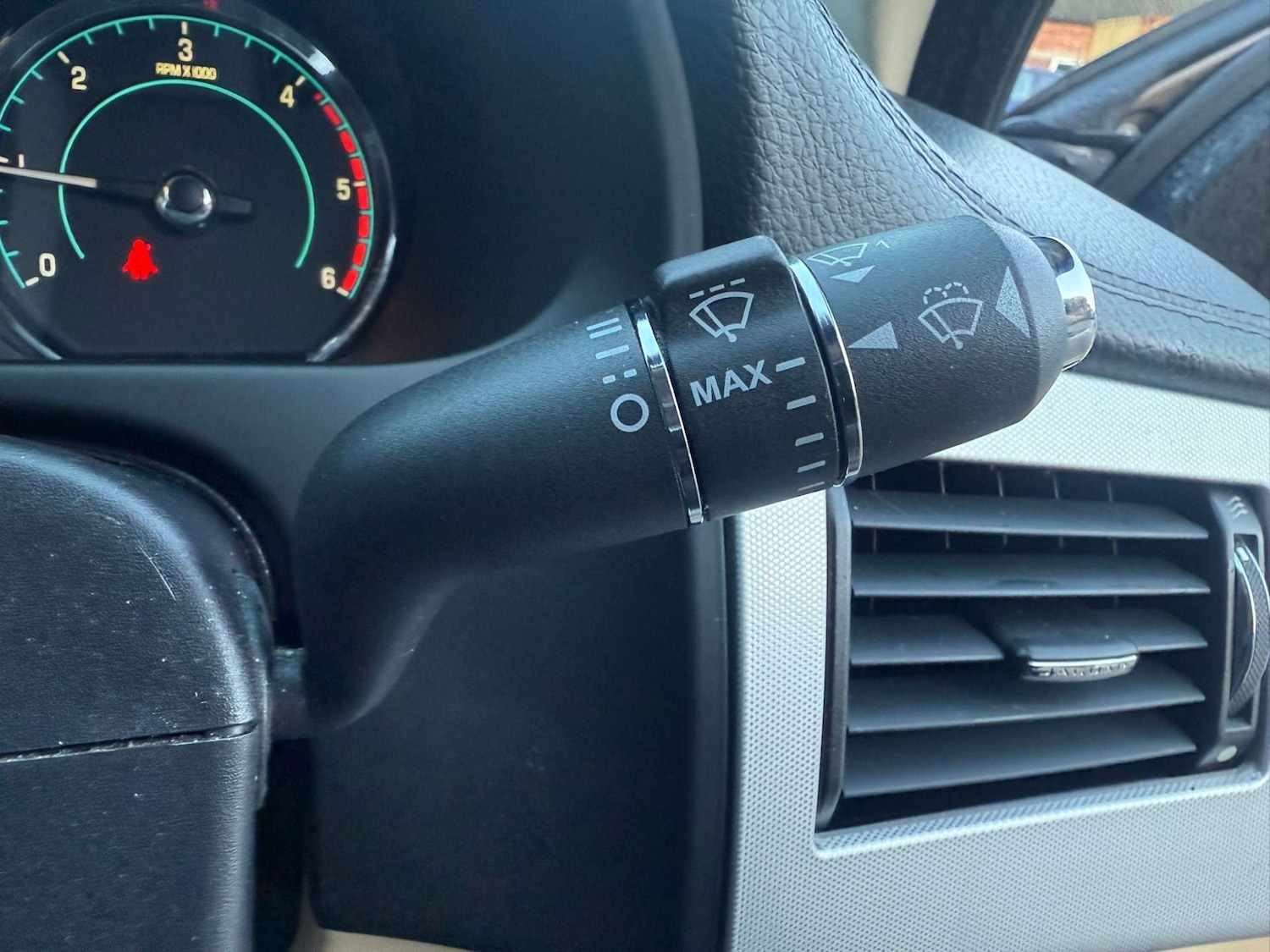 Used Jaguar XF 2014 for sale - 77148685: Photo 14