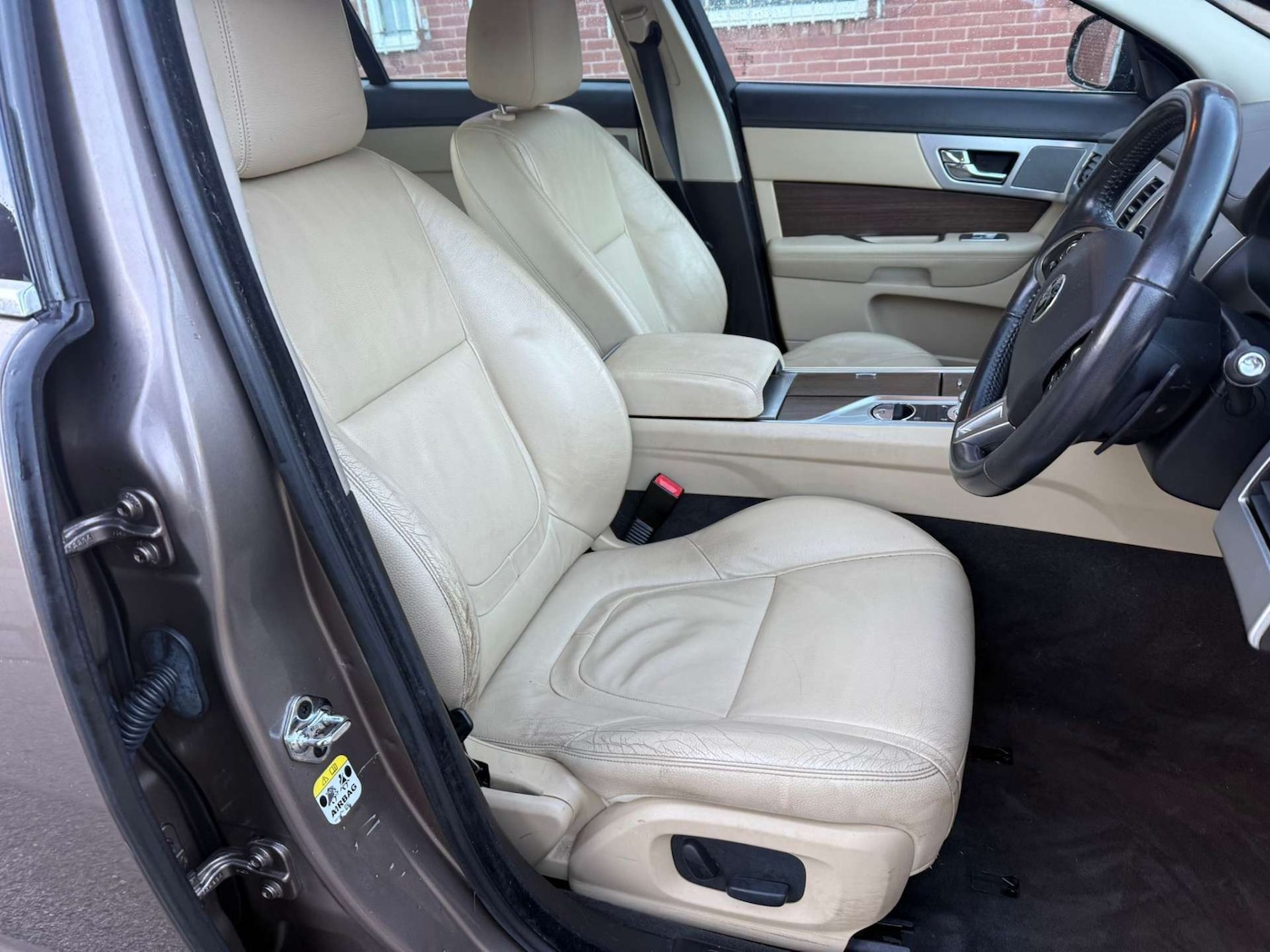 Used Jaguar XF 2014 for sale - 77148685: Photo 16