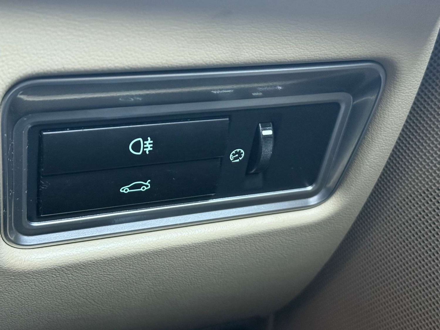 Used Jaguar XF 2014 for sale - 77148685: Photo 43