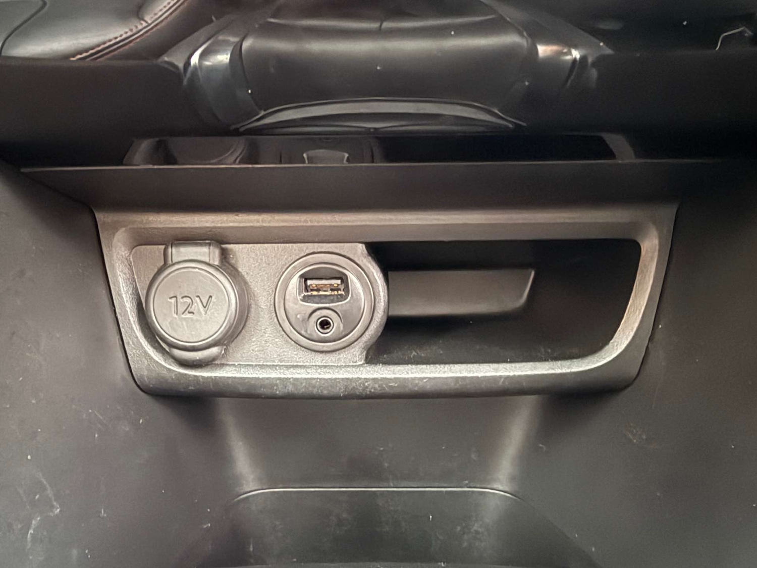 Used Peugeot 208 2015 for sale - 77165455: Photo 35