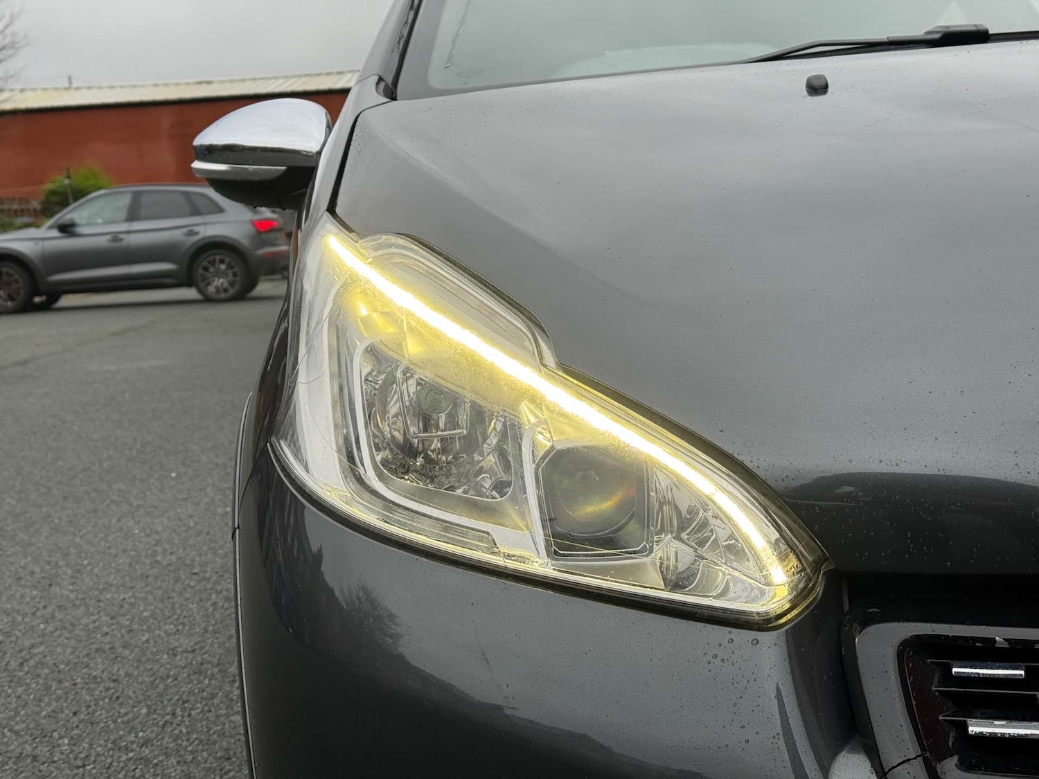 Used Peugeot 208 2015 for sale - 77165455: Photo 42
