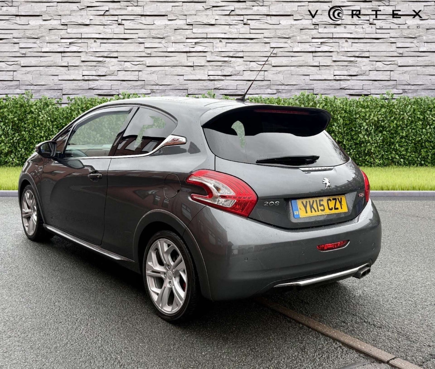 Used Peugeot 208 2015 for sale - 77165455: Photo 5