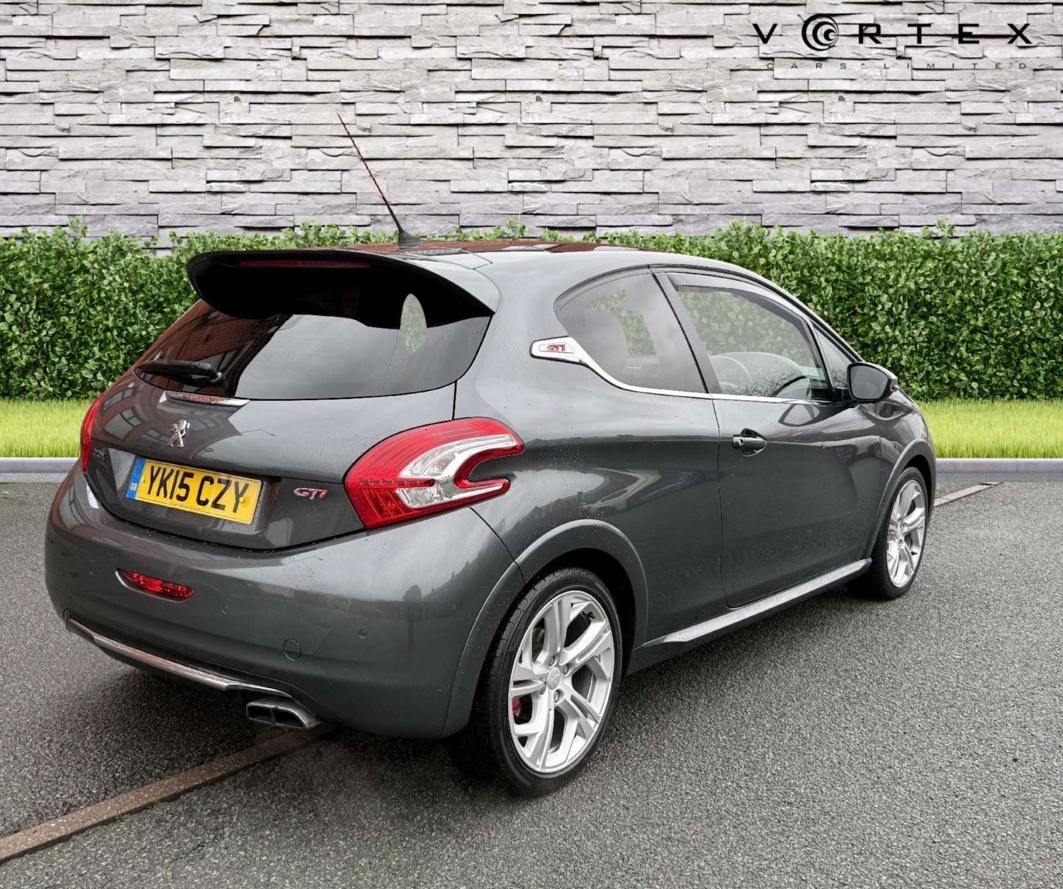 Used Peugeot 208 2015 for sale - 77165455: Photo 7