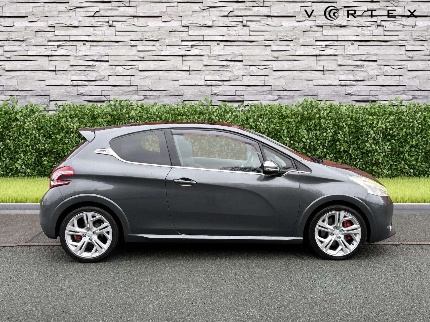 Used Peugeot 208 2015 for sale - 77165455: Photo 8