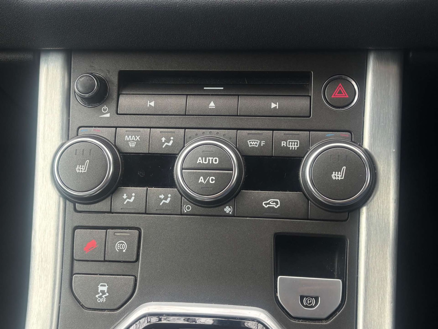 Used Land Rover Range Rover Evoque 2014 for sale - 77650475: Photo 10