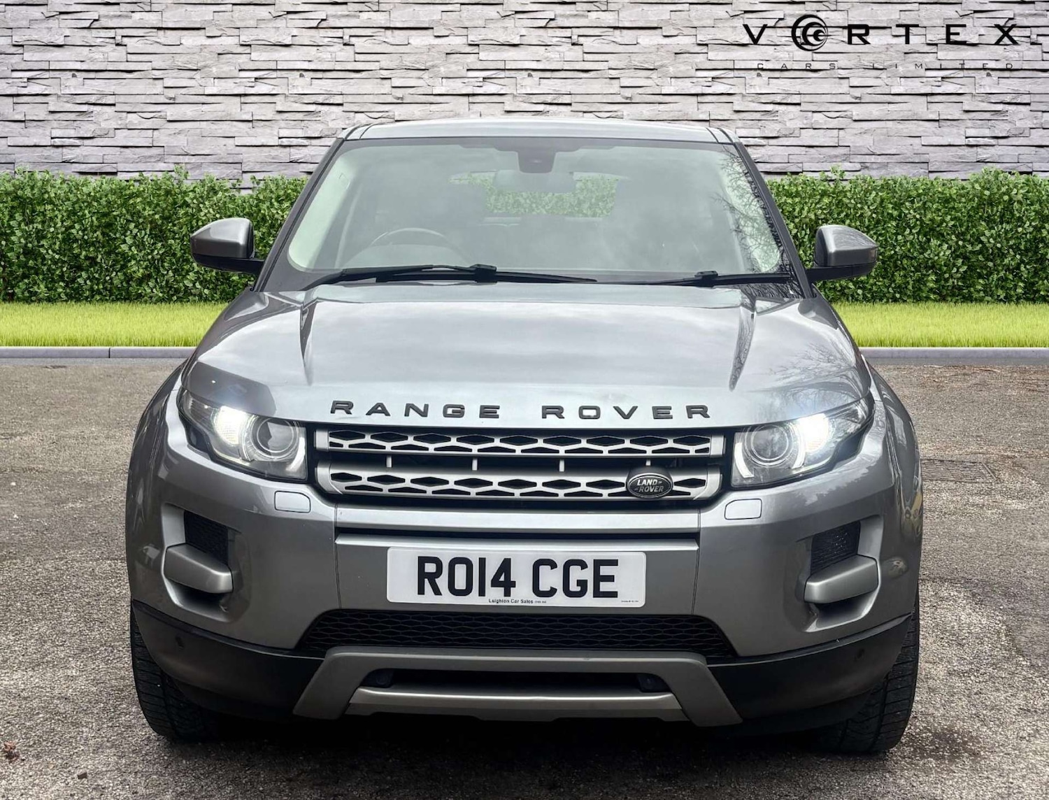 Used Land Rover Range Rover Evoque 2014 for sale - 77650475: Photo 2