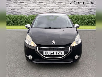 Used Peugeot 208 2015 for sale - 75864162: Photo