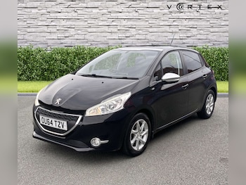 Used Peugeot 208 2015 for sale - 75864162: Photo