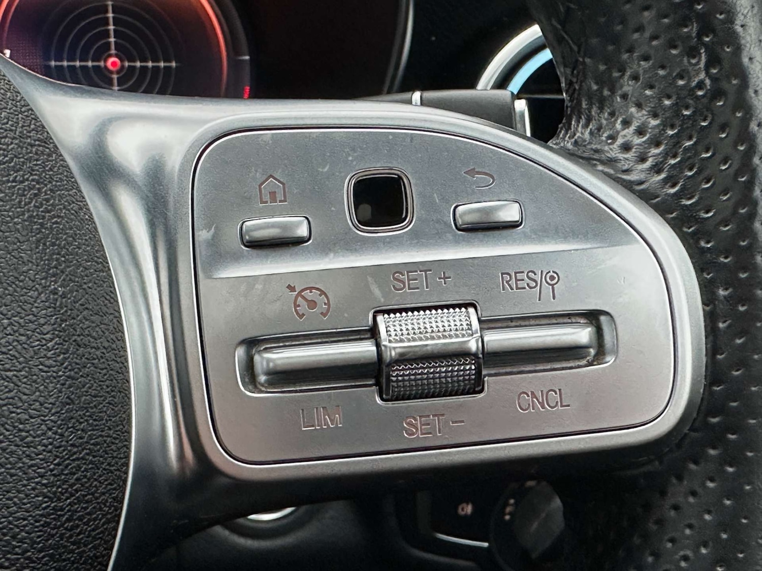 Used Mercedes-Benz C Class 2018 for sale - 77241068: Photo 12