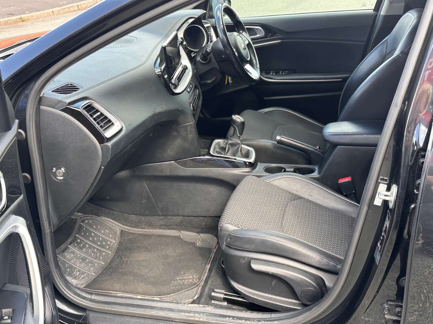 Vehicle 29