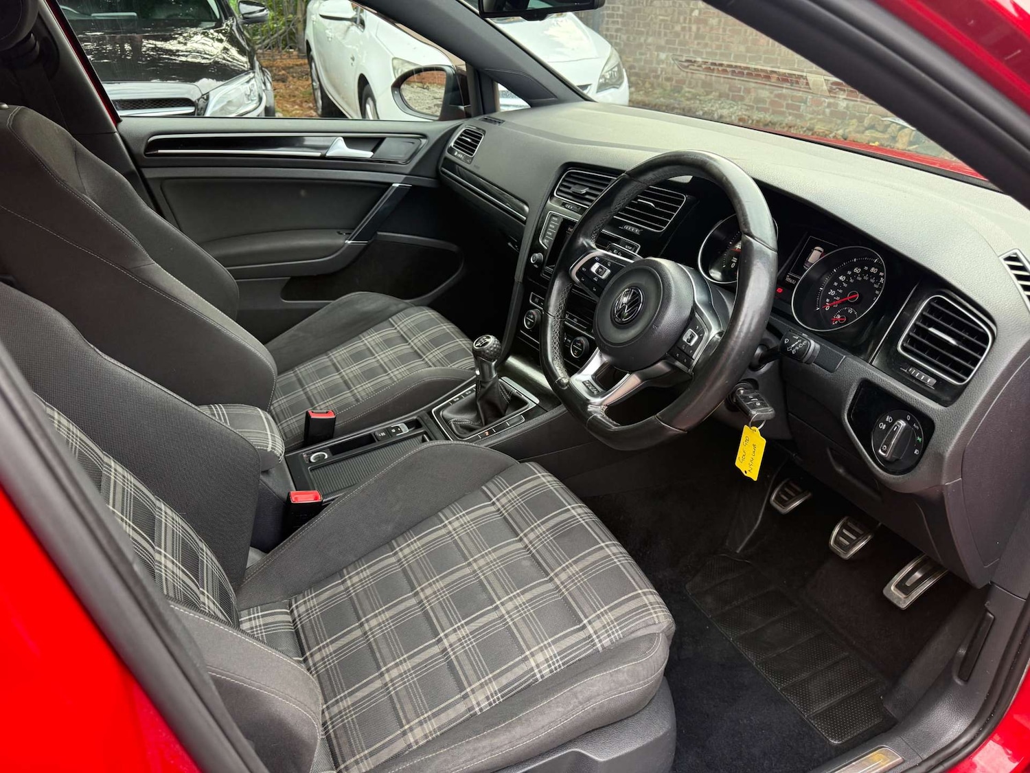 Used Volkswagen Golf 2014 for sale - 77355533: Photo 5