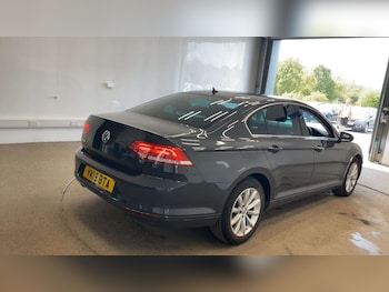 Used Volkswagen Passat 2019 for sale - 79561250: Photo