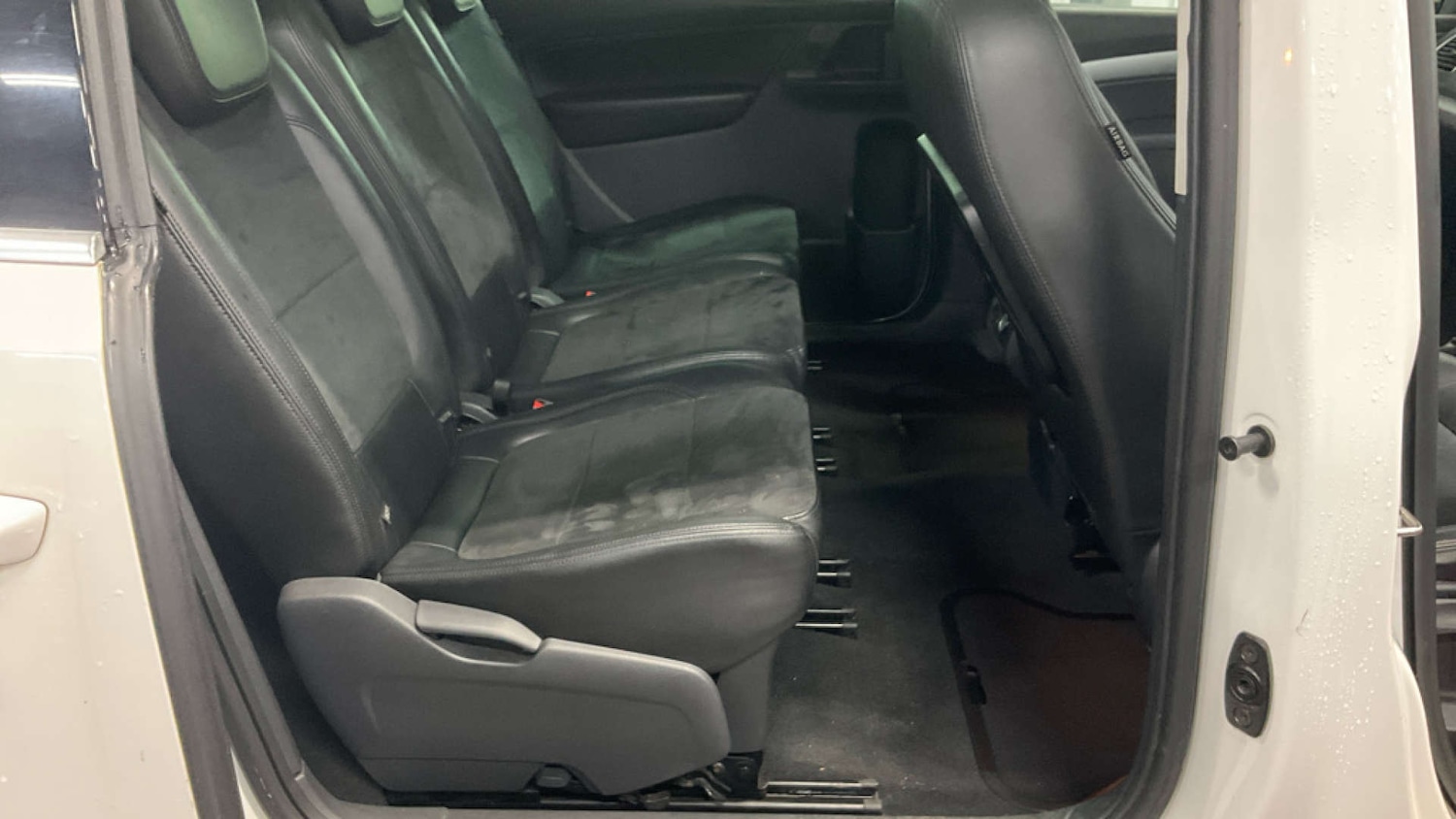 Used Volkswagen Sharan 2014 for sale - 76666256: Photo 5