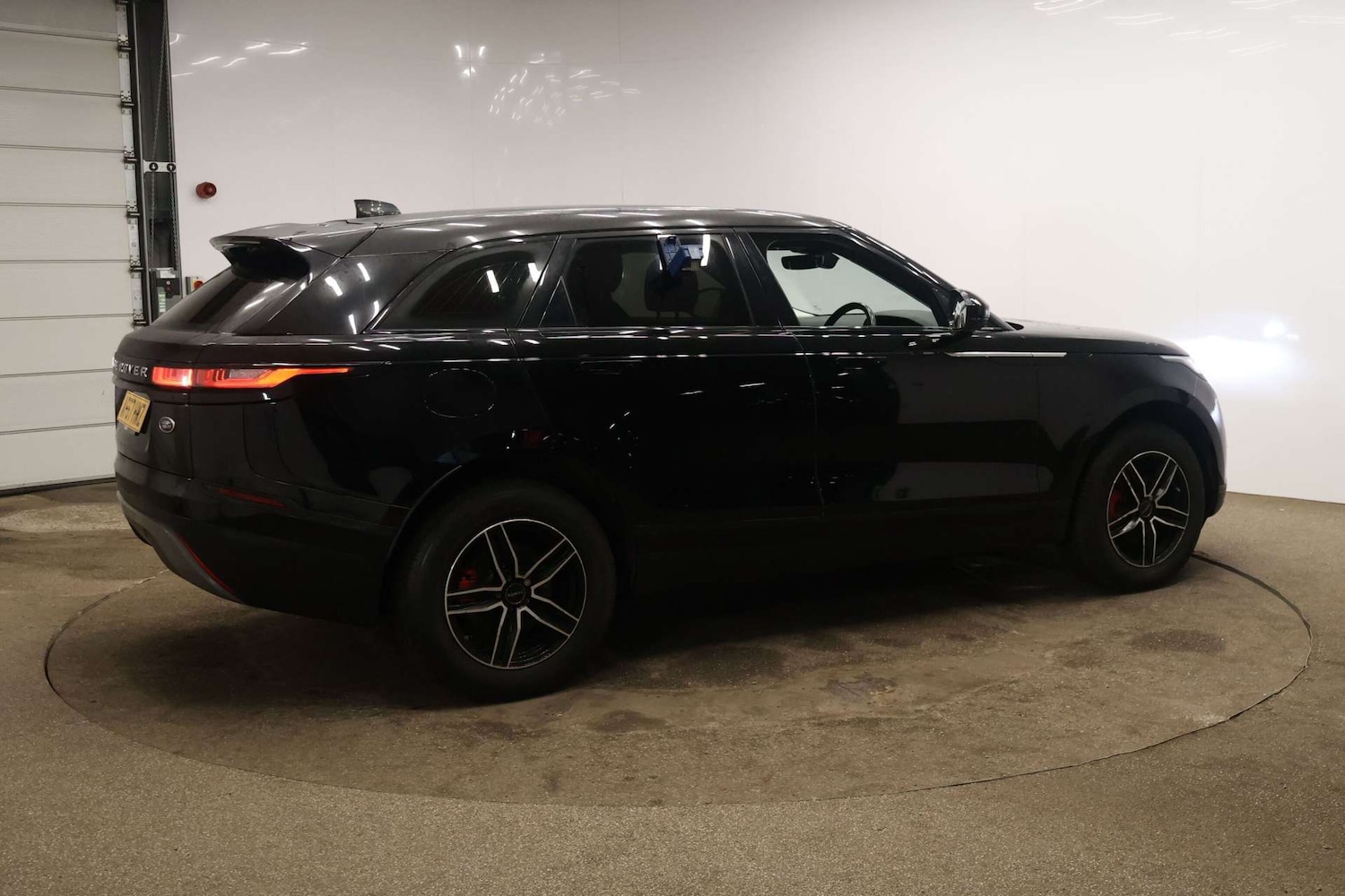 Used Land Rover Range Rover Velar 2017 for sale - 77262818: Photo 3